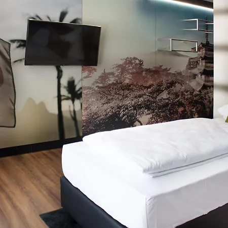 Saw Hotel By Wmm Hotels-3
